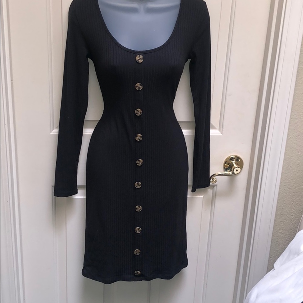 Black long sleeve midi dress